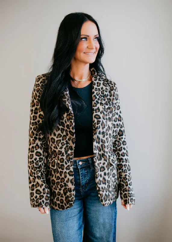 Express your style with fashionable women’s clothing   Cosette Leopard Print Blazer