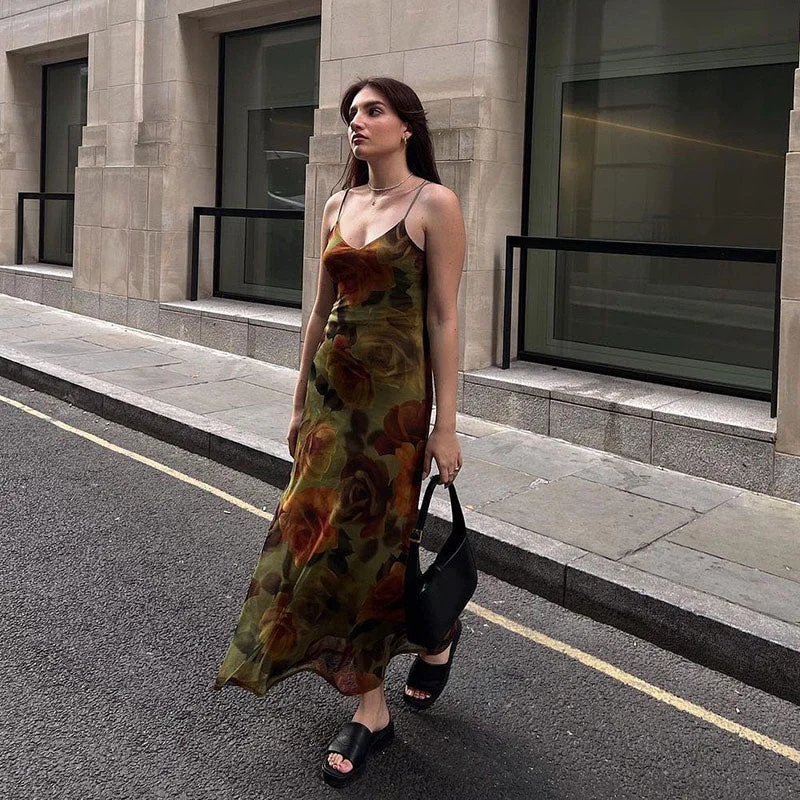 Refresh your wardrobe with stylish women’s outfits Vintage Floral Print Chiffon V Neck Slip A-line Maxi Dress - Green Refresh your wardrobe with stylish women’s outfits Vintage Floral Print Chiffon V Neck Slip A-line Maxi Dress - Green