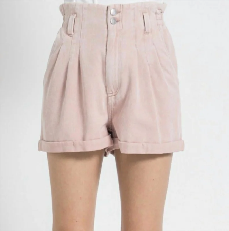 Everyday essentials for a stylish wardrobe   Paperbag Short In Pink