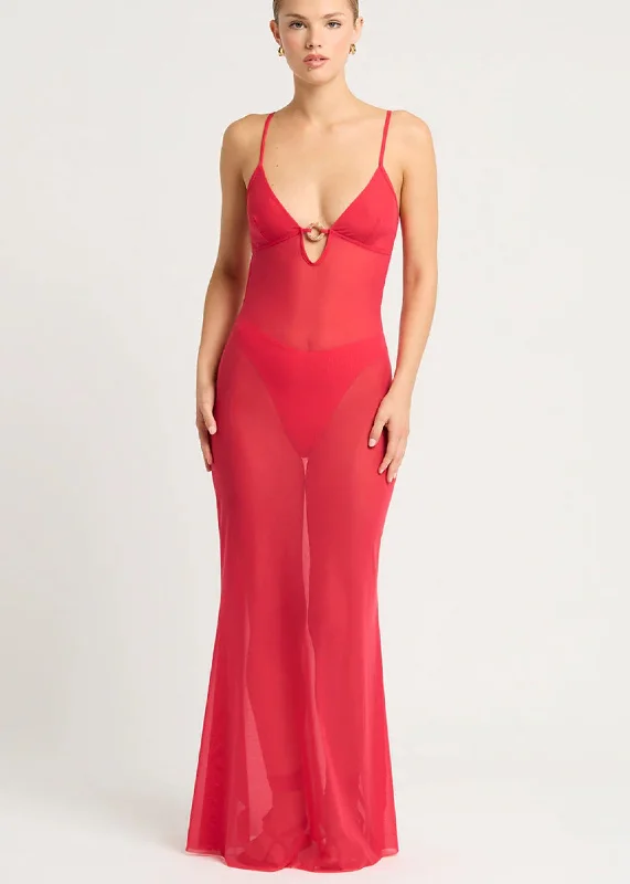 Trendy women’s clothing that suits every taste   Cindy Ring Maxi Dress in Cherry Mesh