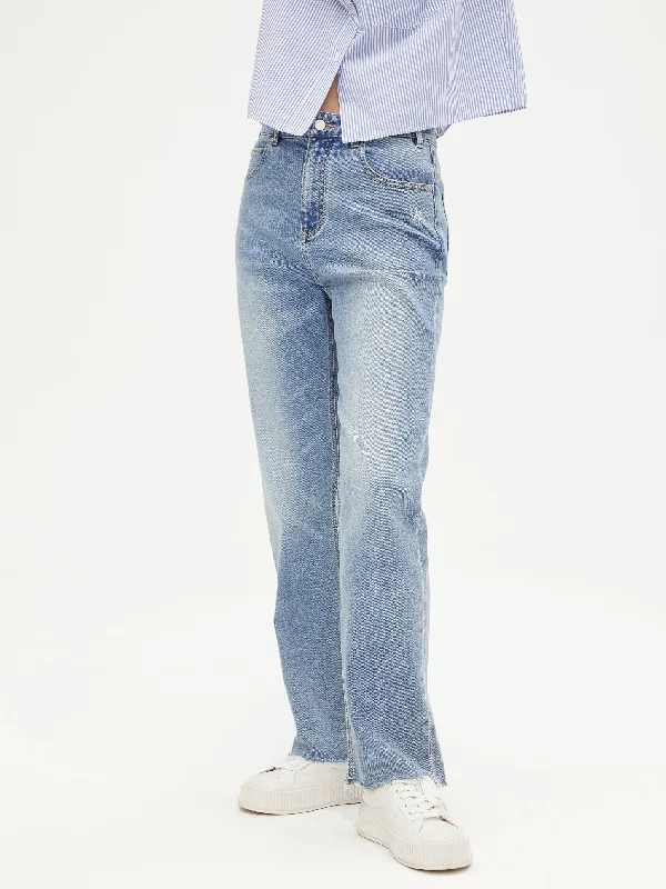 Bold, confident, and stylish women’s clothing   Boyfriend Style Cut-Edge Jeans