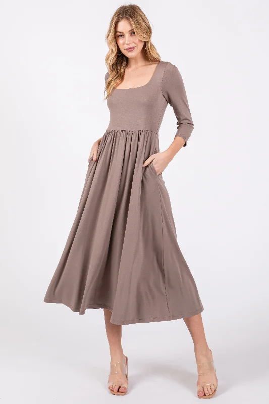 Women’s clothing that fits your personality and style Mocha Square Neck 3/4 Sleeve Midi Dress Women’s clothing that fits your personality and style Mocha Square Neck 3/4 Sleeve Midi Dress
