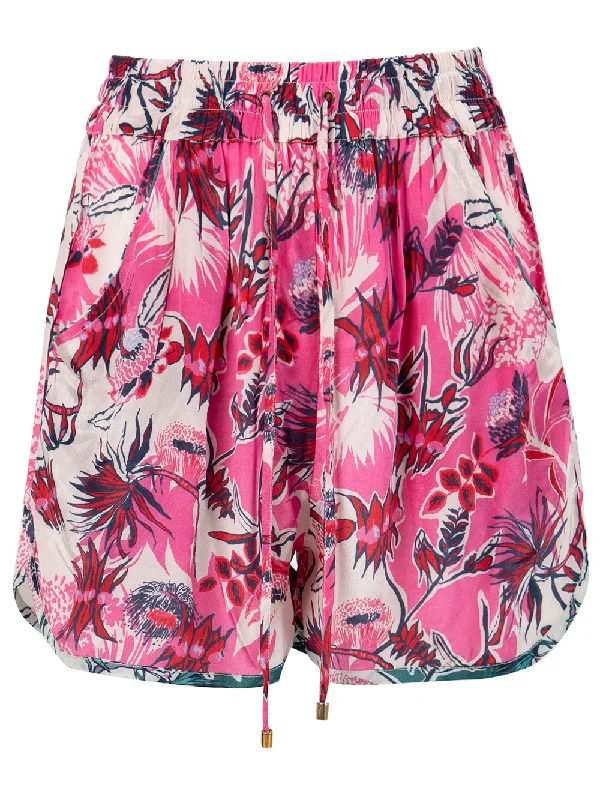 Casual yet chic women’s outfits for work or play   Henry Shorts