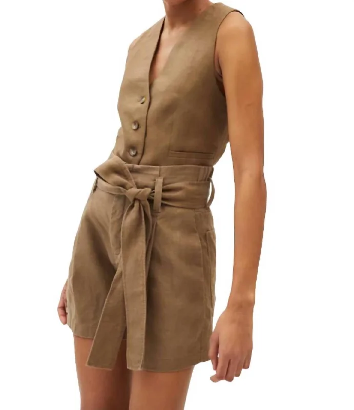 Women’s clothing to inspire confidence and beauty   Maupi Shorts In Almond