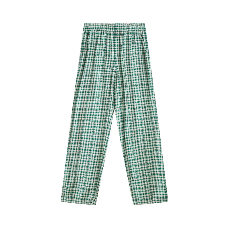 Effortlessly chic outfits for the modern woman   Casual Plaid Pants