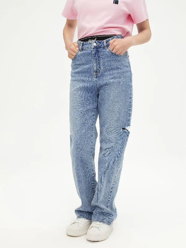 Create a timeless wardrobe with fashionable pieces   Low Waist Street Jeans