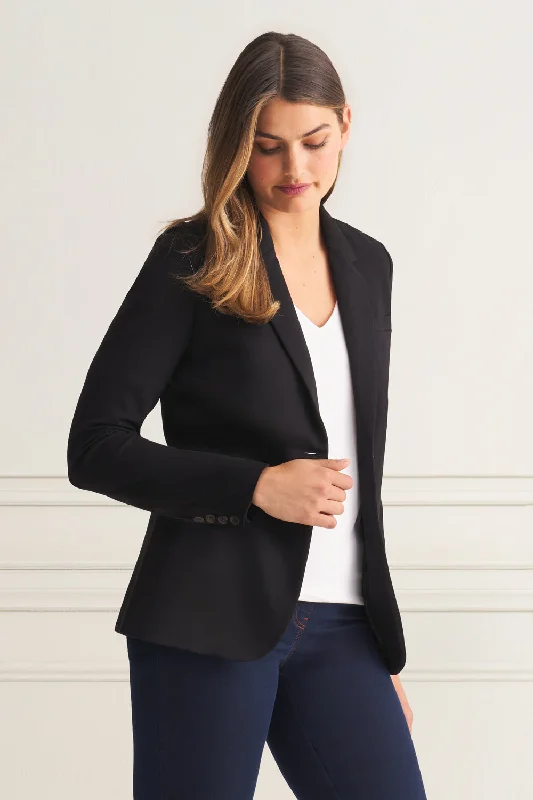 Cozy women’s clothing for the colder months   Ponte Blazer - Black
