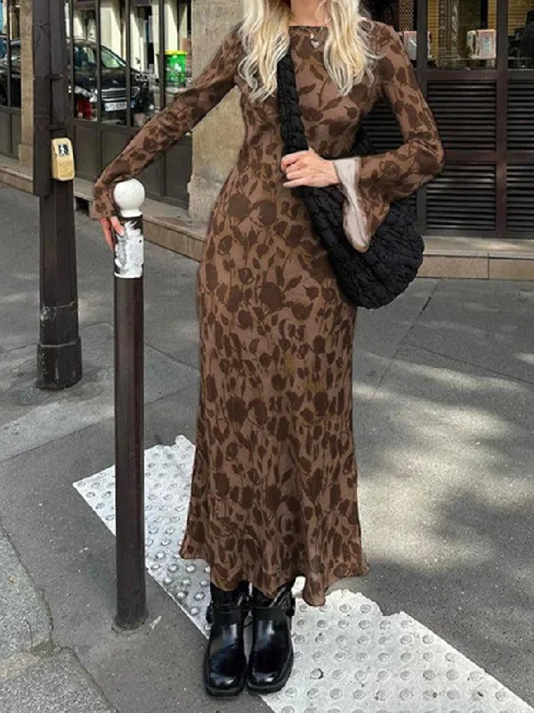 Trendy women’s clothing with a modern twist   Vintage Print Trumpet Sleeve Maxi Dress