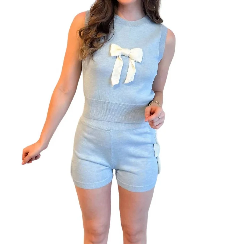 Fashionable clothing to fit every body type   Bows And Blues Shorts