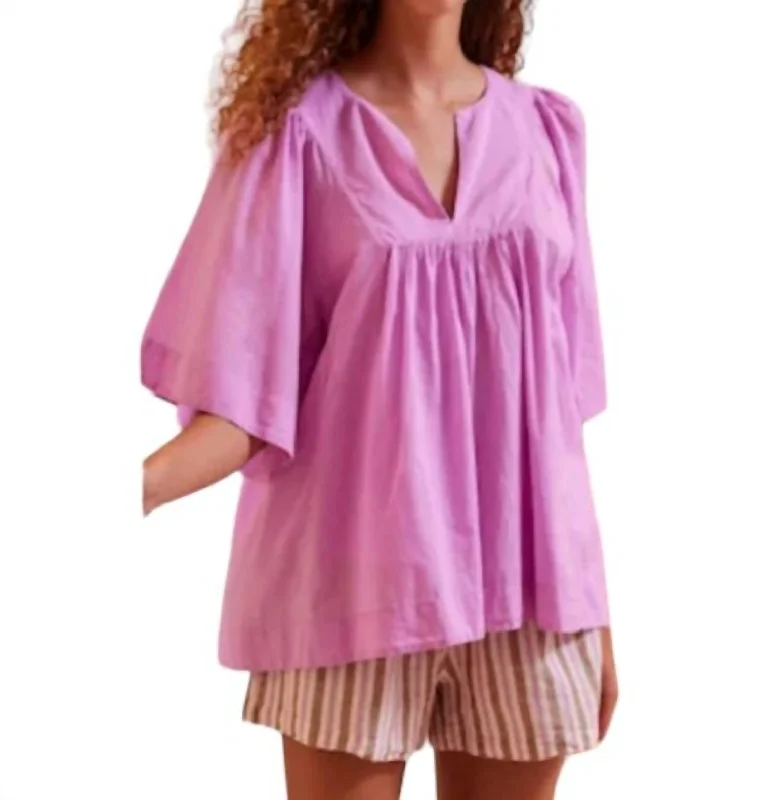 Elevate your look with premium women’s wear   Zita Shorts In Lila