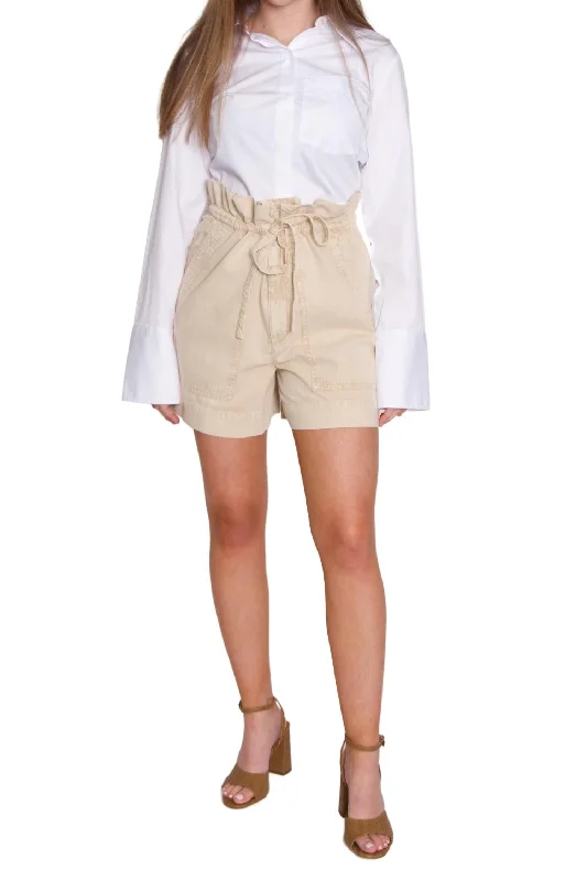 Versatile outfits to transition from day to night   Ipolyte Shorts In Sand