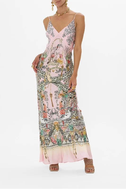 Essential women’s clothing for every season V NECK FULL LENGTH BIAS SLIP DRESS CAVE OF WONDERS Essential women’s clothing for every season V NECK FULL LENGTH BIAS SLIP DRESS CAVE OF WONDERS