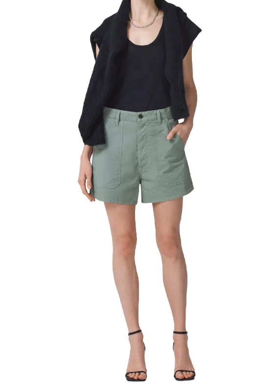 Sleek and sophisticated fashion for modern women   France Short In Nova