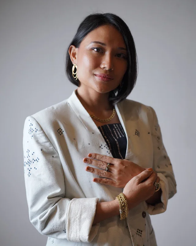 Bold and beautiful clothing for every woman   ANGKASA - Boxy Blazer [Exclusive]