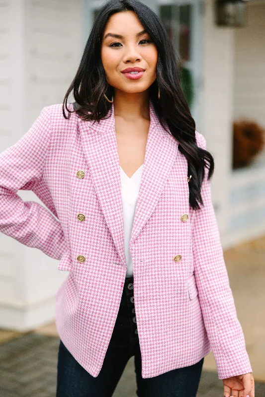 Stylish and comfortable outfits for women   See It Through Pink Houndstooth Blazer
