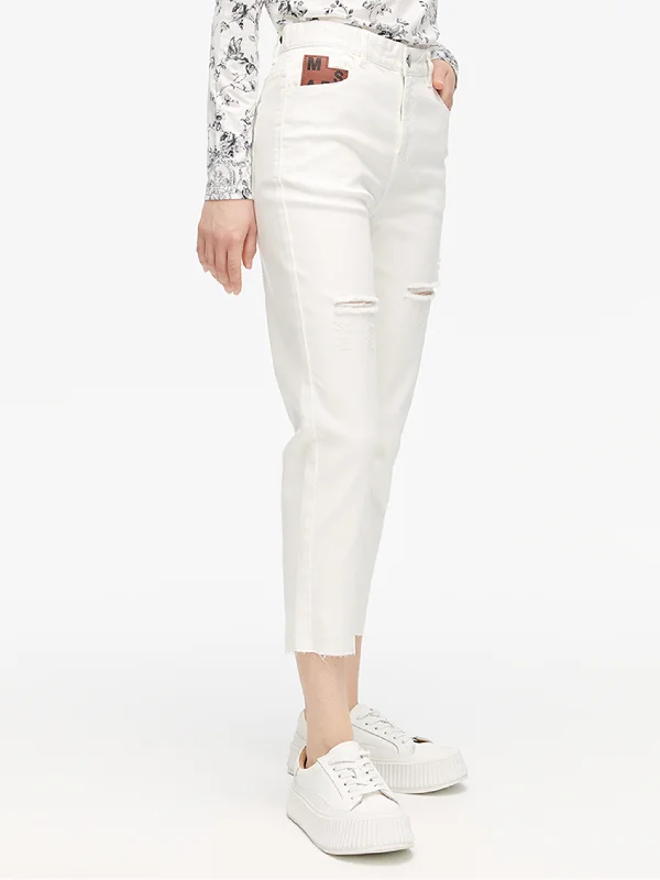 Casual outfits that elevate your style   Mars White Denim Pants