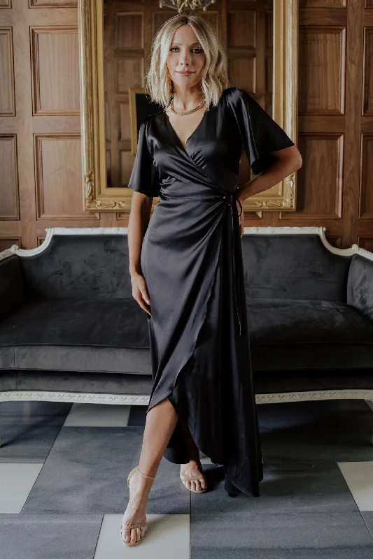 Versatile outfits to transition from day to night Vara Satin Maxi Wrap Dress | Black Versatile outfits to transition from day to night Vara Satin Maxi Wrap Dress | Black