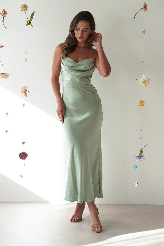 Effortlessly stylish outfits for the modern woman Everleigh Soft Satin Midi Dress | Sage Effortlessly stylish outfits for the modern woman Everleigh Soft Satin Midi Dress | Sage