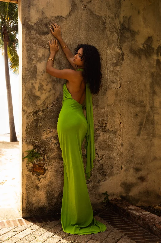 Effortlessly chic outfits for the modern woman   Daria Dress Green