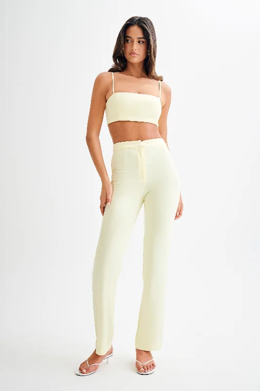Feminine and fashionable clothing for every wardrobe Allanah Suiting Straight Leg Pant - Pastel Lemon Feminine and fashionable clothing for every wardrobe Allanah Suiting Straight Leg Pant - Pastel Lemon