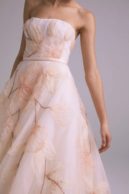 The ultimate destination for women’s clothing   Forest