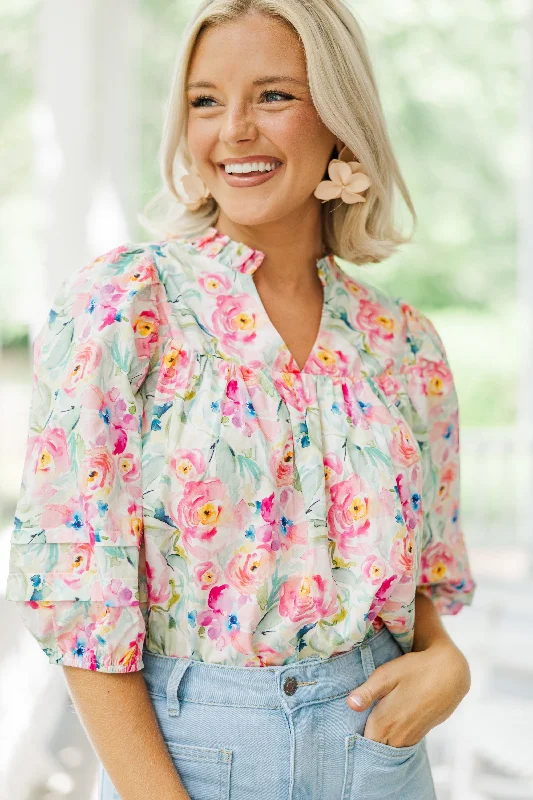 Refresh your wardrobe with high-quality women’s fashion Get Involved Pink Floral Blouse Refresh your wardrobe with high-quality women’s fashion Get Involved Pink Floral Blouse