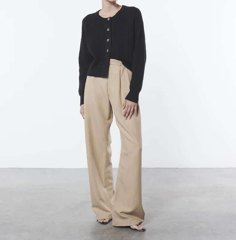 Everyday essentials for a stylish wardrobe   Chunky Cotton Cardigan In Black