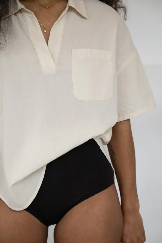 Discover the latest trends in women’s fashion   COLLARED BLOUSE