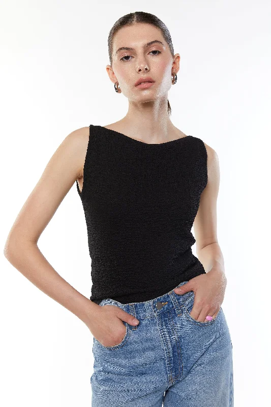 Clothing that’s as bold as you are   CRINKLED HIGH NECK TANK