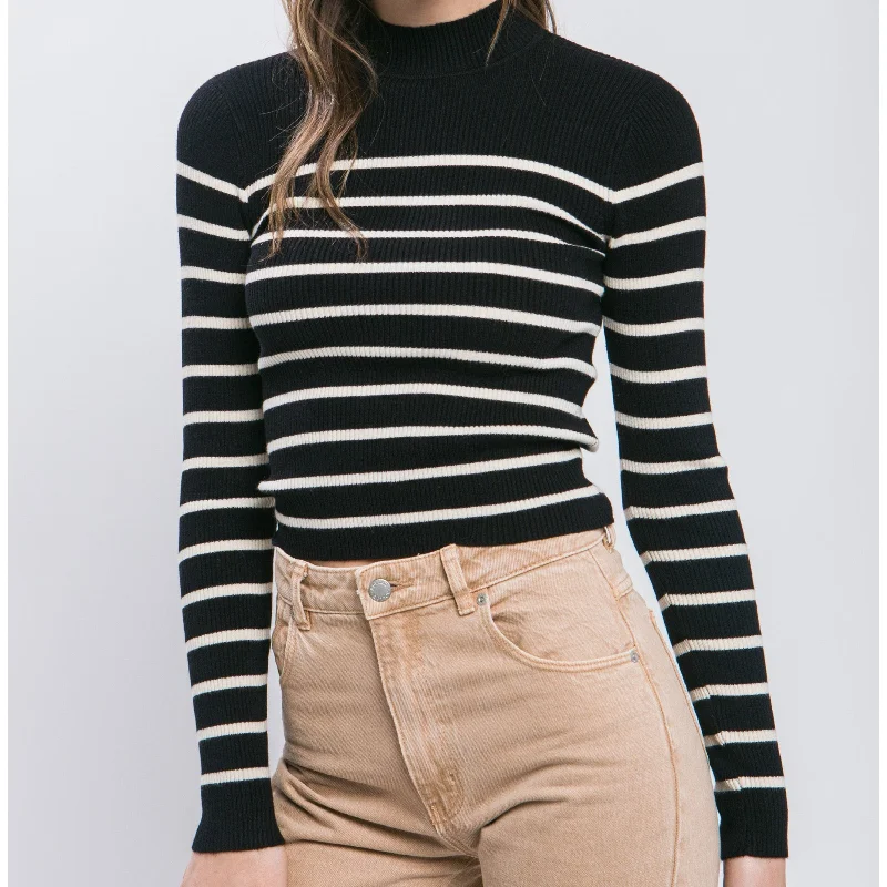 Discover the latest trends in women’s fashion Deserving Praise Mock Neck Ribbed Sweater Discover the latest trends in women’s fashion Deserving Praise Mock Neck Ribbed Sweater