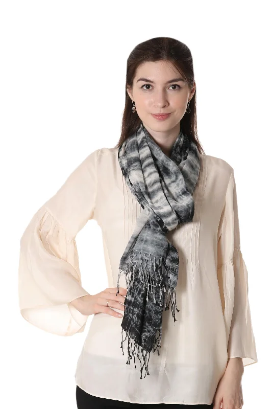 Fashionable women’s clothing that makes you shine   Elegant Shibori 100% Cotton Shibori Shawl in Black and Ivory from India