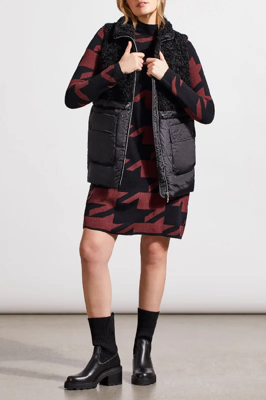 Fashionable clothing to fit every body type Sleeveless Sherpa Combo Nylon Vest, Black Fashionable clothing to fit every body type Sleeveless Sherpa Combo Nylon Vest, Black