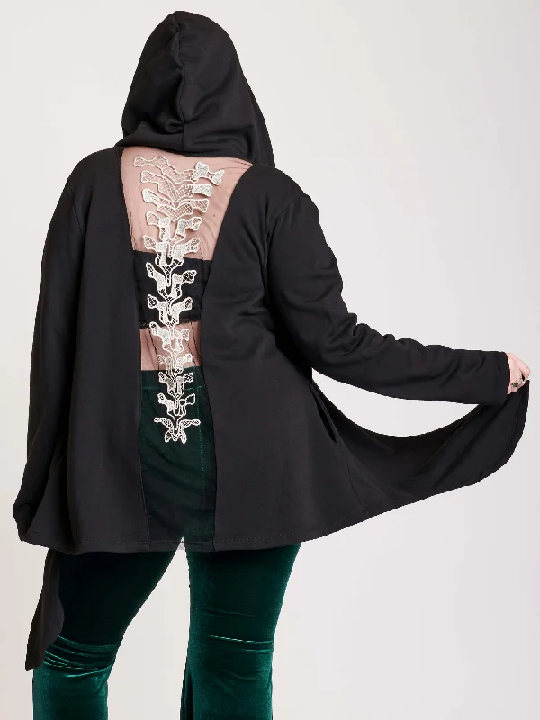 Women’s clothing that combines comfort and style   Spine Cloak