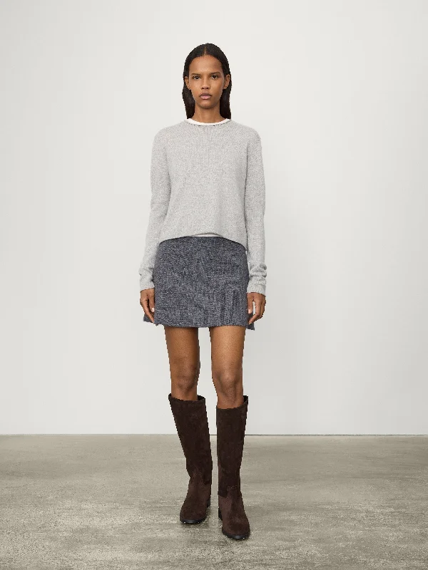 Trendy women’s clothing    The Ida Sweater
