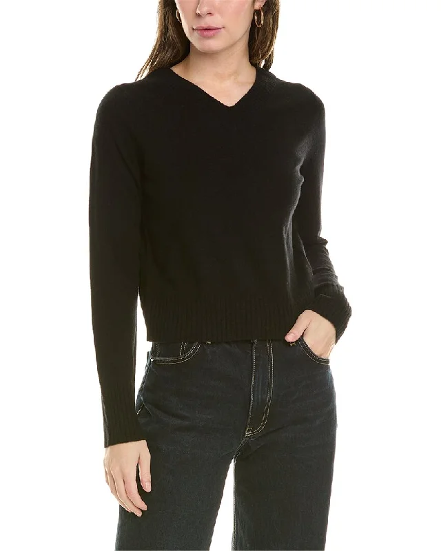 Designer-inspired women’s fashion at affordable prices Vince Cropped V-Neck Wool & Cashmere-Blend Pullover Designer-inspired women’s fashion at affordable prices Vince Cropped V-Neck Wool & Cashmere-Blend Pullover