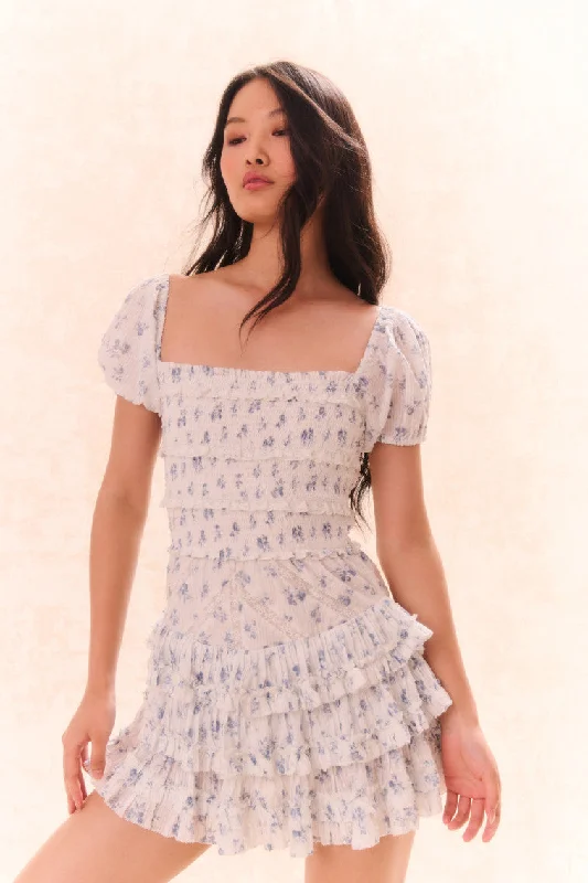 Effortlessly chic fashion for today’s woman   Fellows Cotton Floral Dress