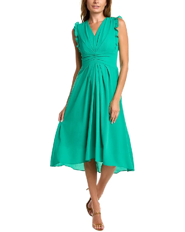 Express your style with fashionable women’s clothing   Maggy London Dress