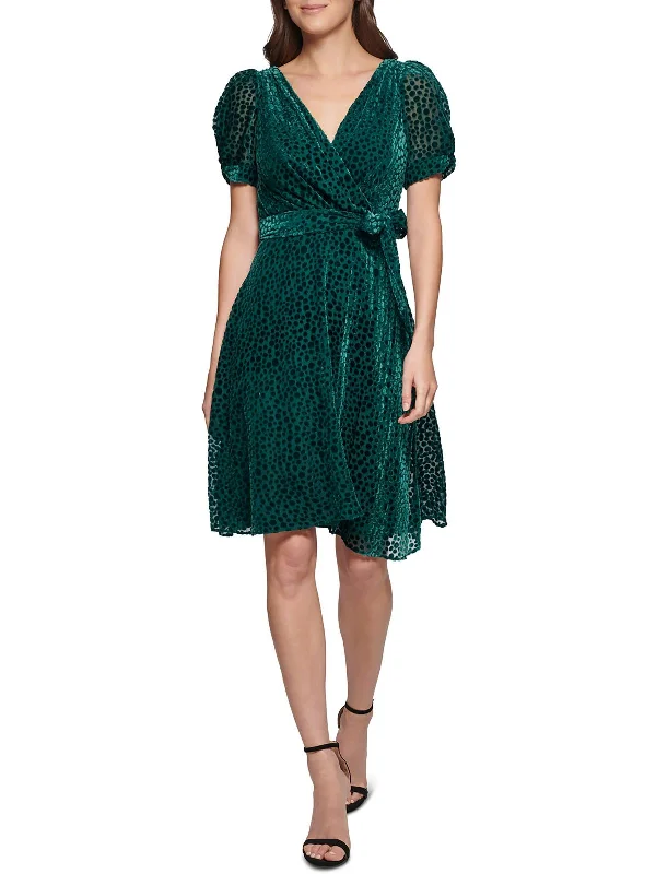 Curated collections of sophisticated women’s wear Womens Velvet Dot Knee Fit & Flare Dress Curated collections of sophisticated women’s wear Womens Velvet Dot Knee Fit & Flare Dress