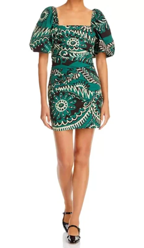 Women’s clothing that fits your personality and style Charlough Puffed Sleeve Dress In Green Women’s clothing that fits your personality and style Charlough Puffed Sleeve Dress In Green