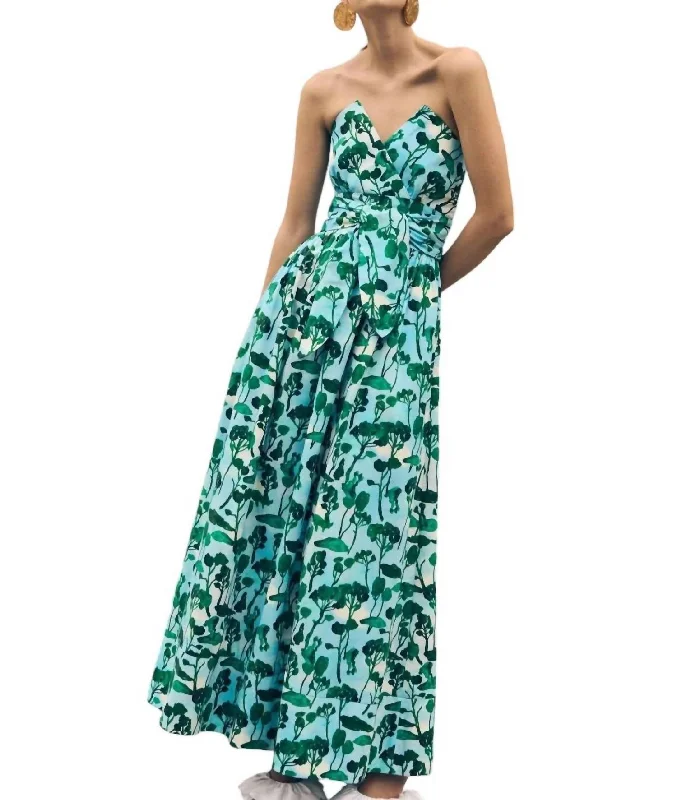 Everyday essentials for a stylish wardrobe   Charro Dress In Cosecha