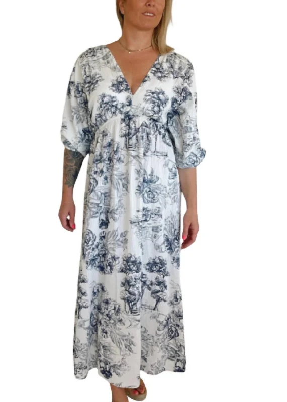 Refresh your wardrobe with high-quality women’s fashion Deep V-Neck Maxi Floral Print Dress In White/navy Refresh your wardrobe with high-quality women’s fashion Deep V-Neck Maxi Floral Print Dress In White/navy