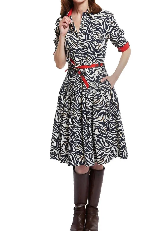 Refresh your wardrobe with trendy women’s apparel Mrs. Maisel Dress In Black/cream Zebra Refresh your wardrobe with trendy women’s apparel Mrs. Maisel Dress In Black/cream Zebra