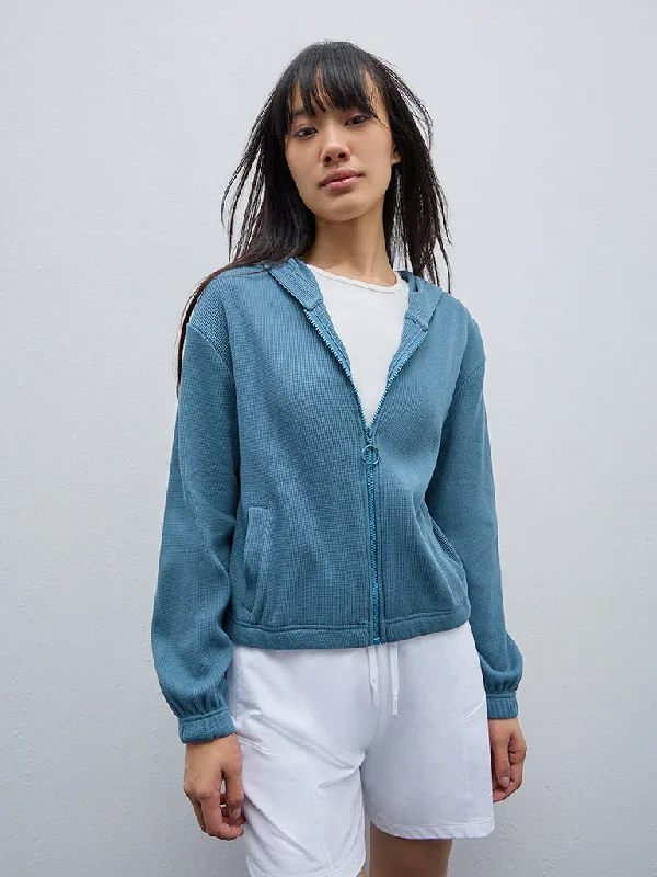 Casual yet chic women’s outfits for work or play Studiofit Teal Waffle Textured Cotton Jacket Casual yet chic women’s outfits for work or play Studiofit Teal Waffle Textured Cotton Jacket