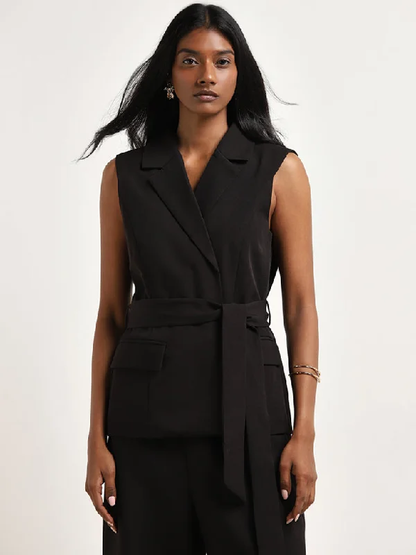 Versatile outfits to transition from day to night Wardrobe Black Wrap-Over Blazer with Belt Versatile outfits to transition from day to night Wardrobe Black Wrap-Over Blazer with Belt