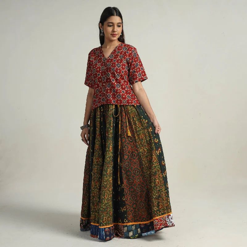 Find your perfect fit with stylish women’s clothing Multicolor - Kutch Block Printed 24 Kali Cotton Long Skirt 41 Find your perfect fit with stylish women’s clothing Multicolor - Kutch Block Printed 24 Kali Cotton Long Skirt 41