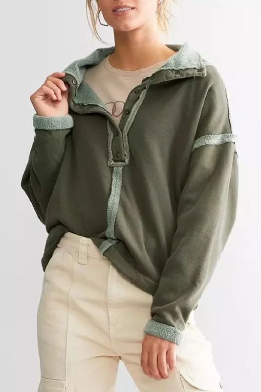 Effortlessly stylish outfits for the modern woman Hot Girl Basic Bae Collared Neck Snap Up Sweatshirt Effortlessly stylish outfits for the modern woman Hot Girl Basic Bae Collared Neck Snap Up Sweatshirt
