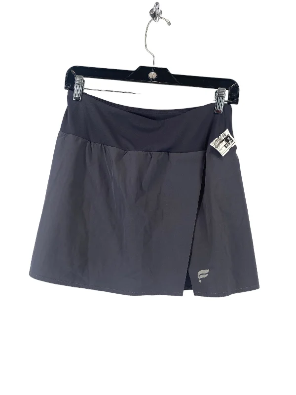 Comfortable yet stylish outfits for women on the go Grey Athletic Skirt Fabletics, Size S Comfortable yet stylish outfits for women on the go Grey Athletic Skirt Fabletics, Size S