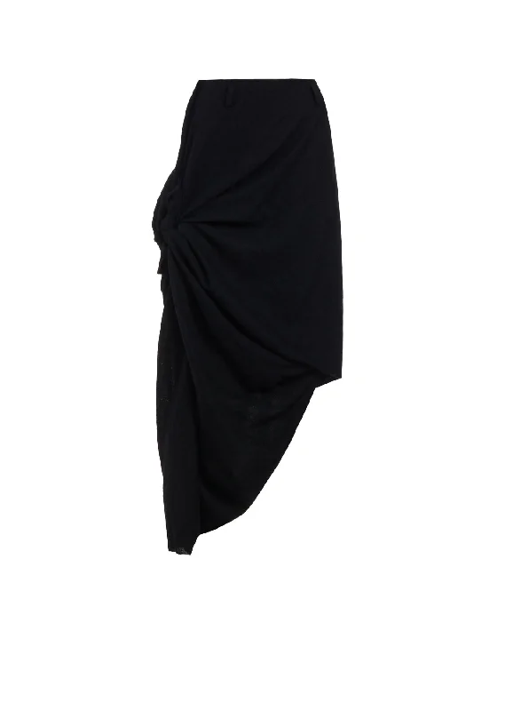 Effortlessly stylish outfits for the modern woman   VIYELLA KNOT DETAIL SKIRT