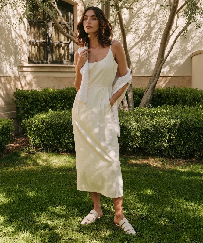 Sporty-chic women’s apparel for active lifestyles   Rove Dress