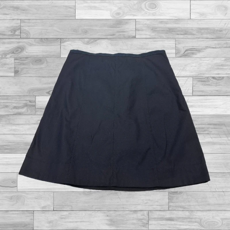 Luxurious fabrics and modern designs for women Skirt Mini & Short By Gap In Navy, Size: 6 Luxurious fabrics and modern designs for women Skirt Mini & Short By Gap In Navy, Size: 6